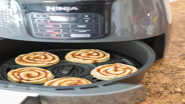 can you cook cinnamon rolls in air fryer