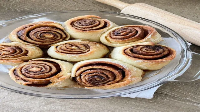 can you eat raw cinnamon roll dough