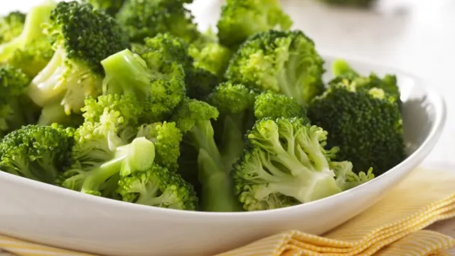 can you reheat broccoli