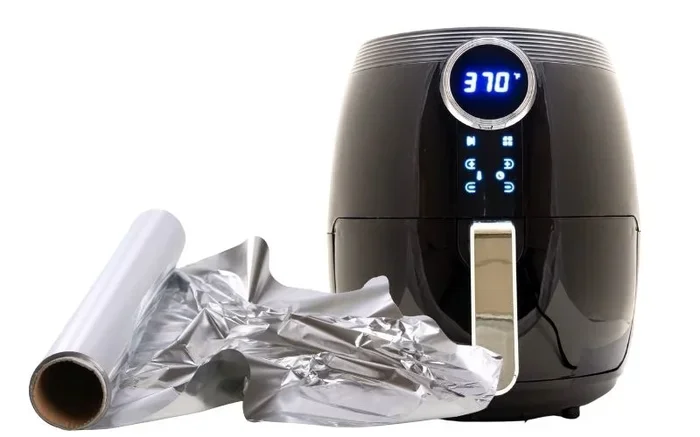 Can I Put Tin Foil in an Air Fryer
